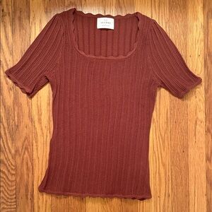 Sézane Ribbed Knit Top in Rust/Burgundy